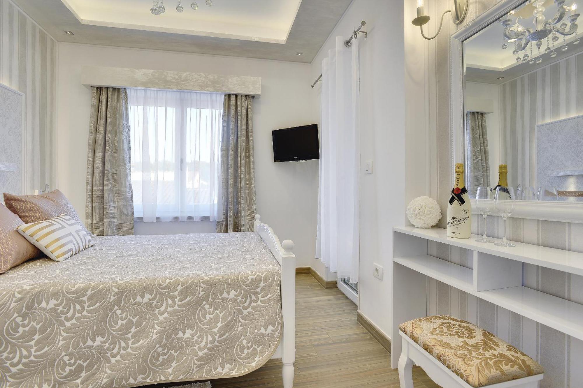 Zanetti 3 * Pula